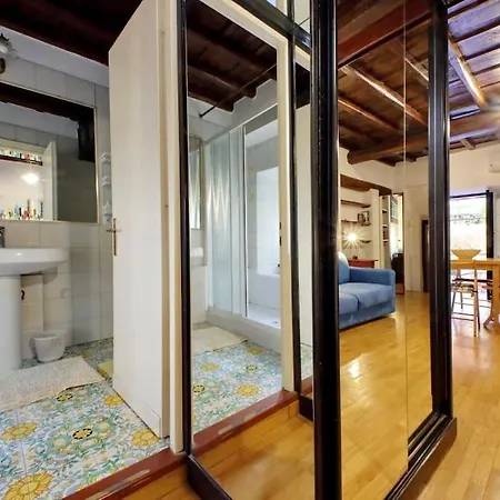 Apartment Trilussa Rome
